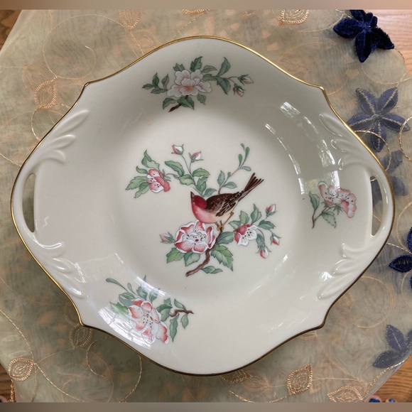 Lenox "Serenade" Open Candy Dish - flowers & bird with handles and Gold Trim - Picture 1 of 6